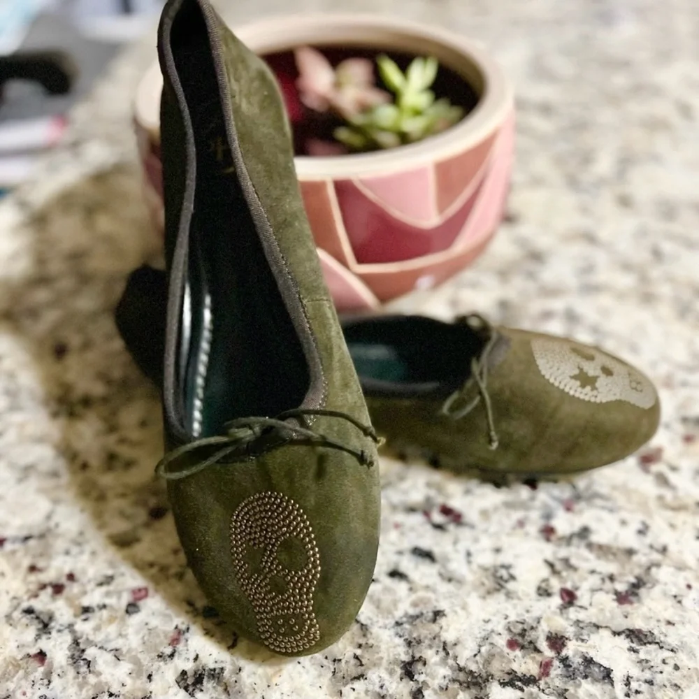 ASH Olive Joe Bis Bow Ballet Flats With Stud Skull 38 Olive Green Grunge